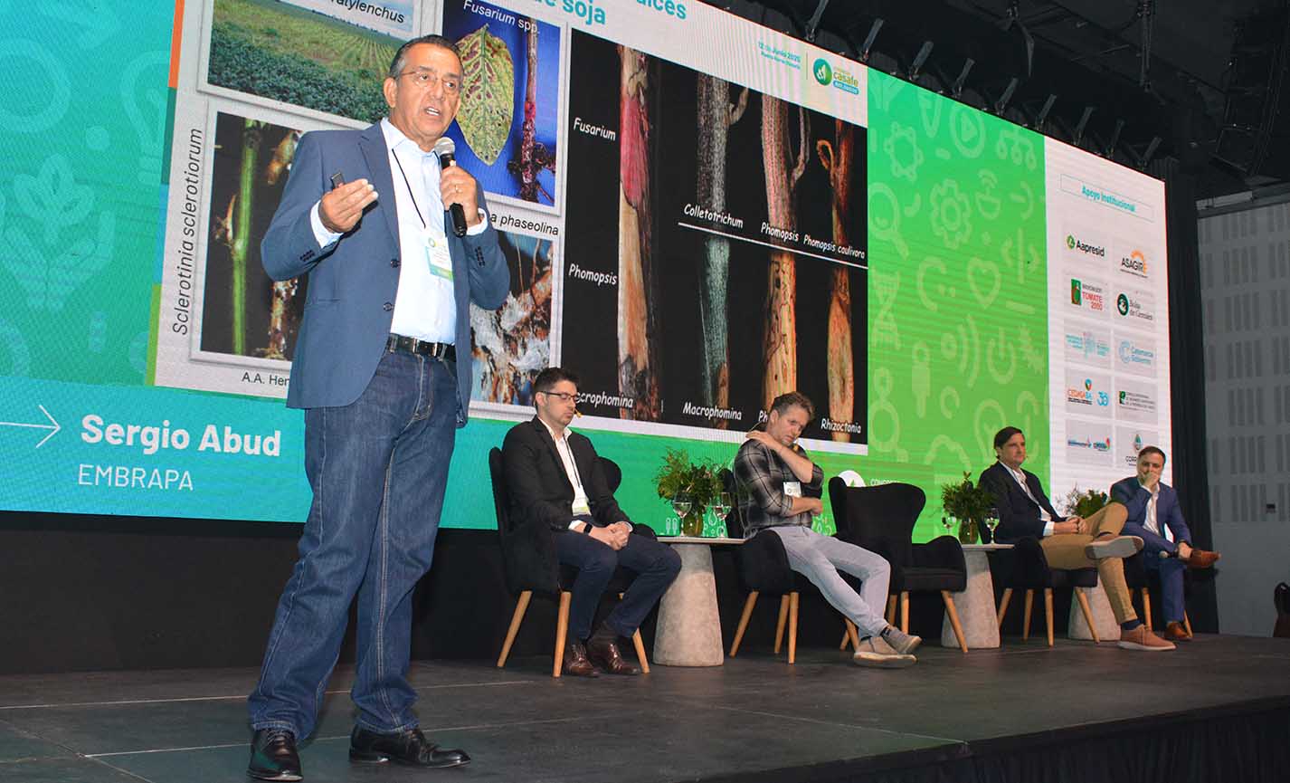 Biológicos: "En Brasil no es difícil lograr de 6000 a 9000 kilos de soja"